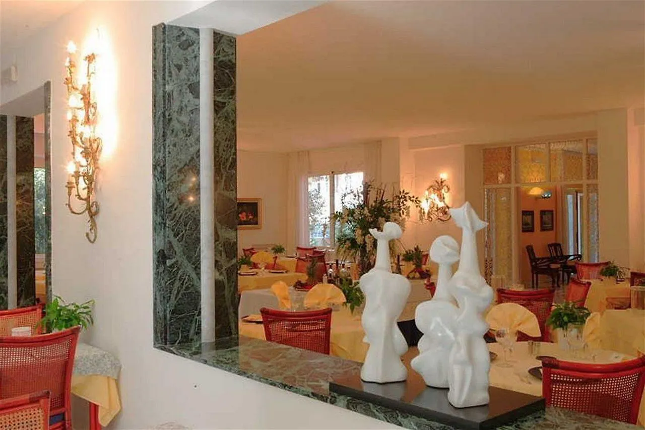 President Hotel Forte dei Marmi 4*,