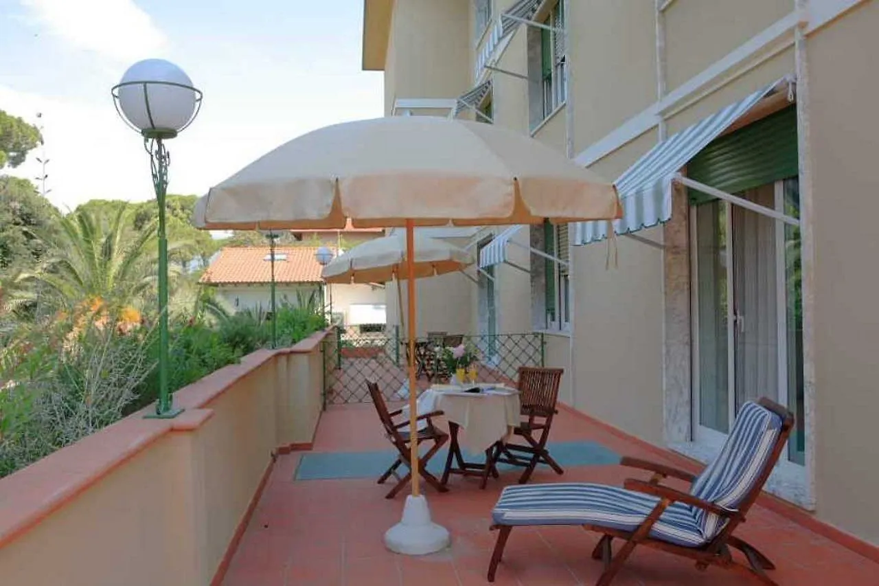 President Hotel Forte dei Marmi 4*,  Italy