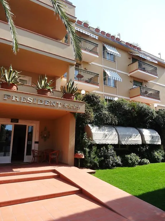 President Hotel Forte dei Marmi 4*,  Italy